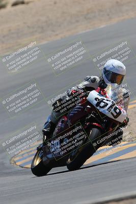 media/Apr-09-2023-SoCal Trackdays (Sun) [[333f347954]]/Turn 10 (115pm)/